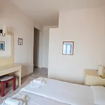 Ralitsa يميناريا